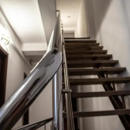 Happy Hotel Bucarest