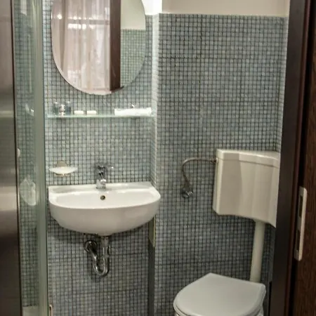 Happy Hotell Bukarest