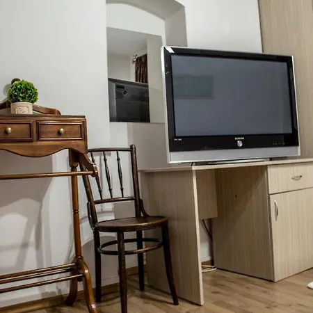 Happy 2* 부쿠레슈티