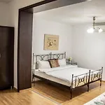 Szálloda Happy Bukarest