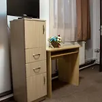 Happy Hotel
