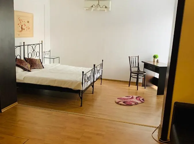 Happy Ξενοδοχείο