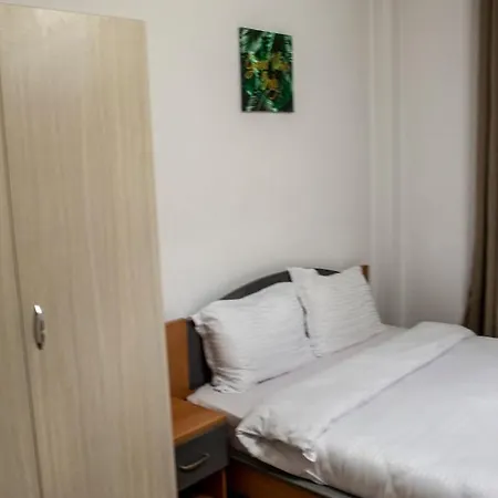 Hotel Happy